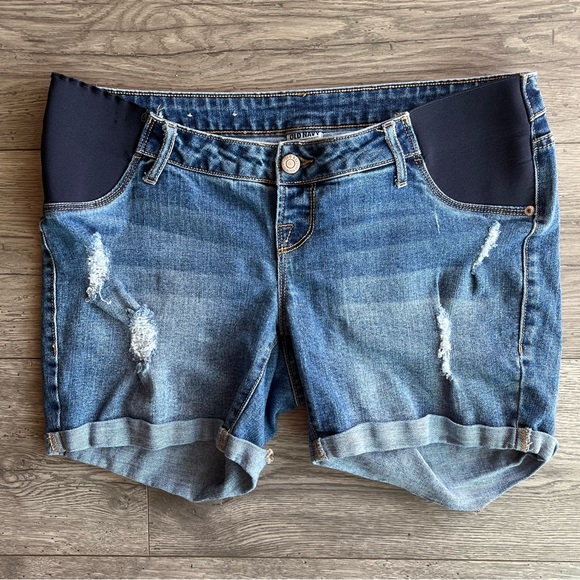 Old Navy Pants - Old Navy Maternity Side Panel Cuffed Denim Jean Shorts Distressed Size 4